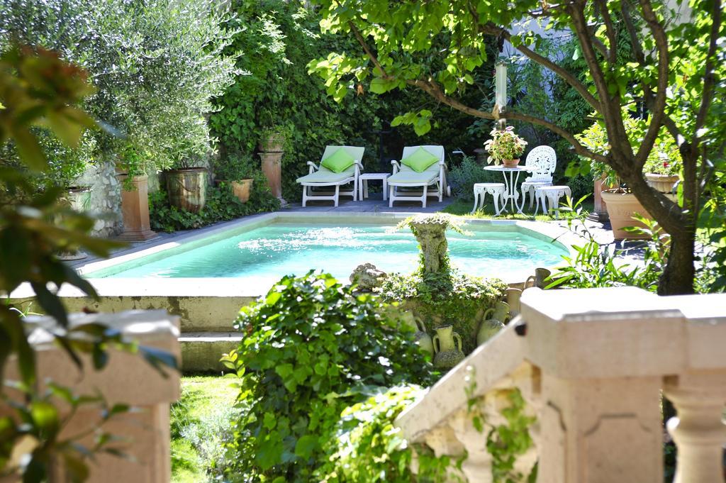 Les Saisons Bed & Breakfast Villeneuve-lès-Avignon Exterior foto